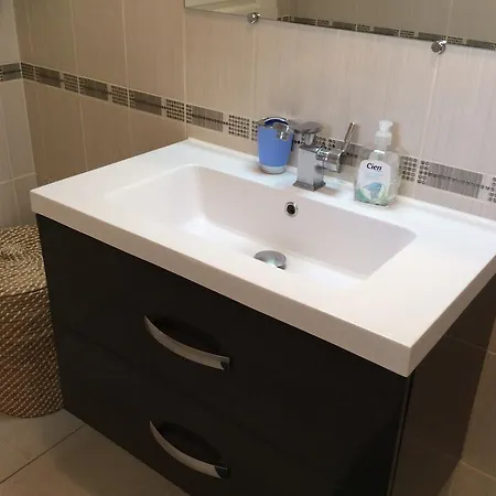 Apartment 144 Rue De France